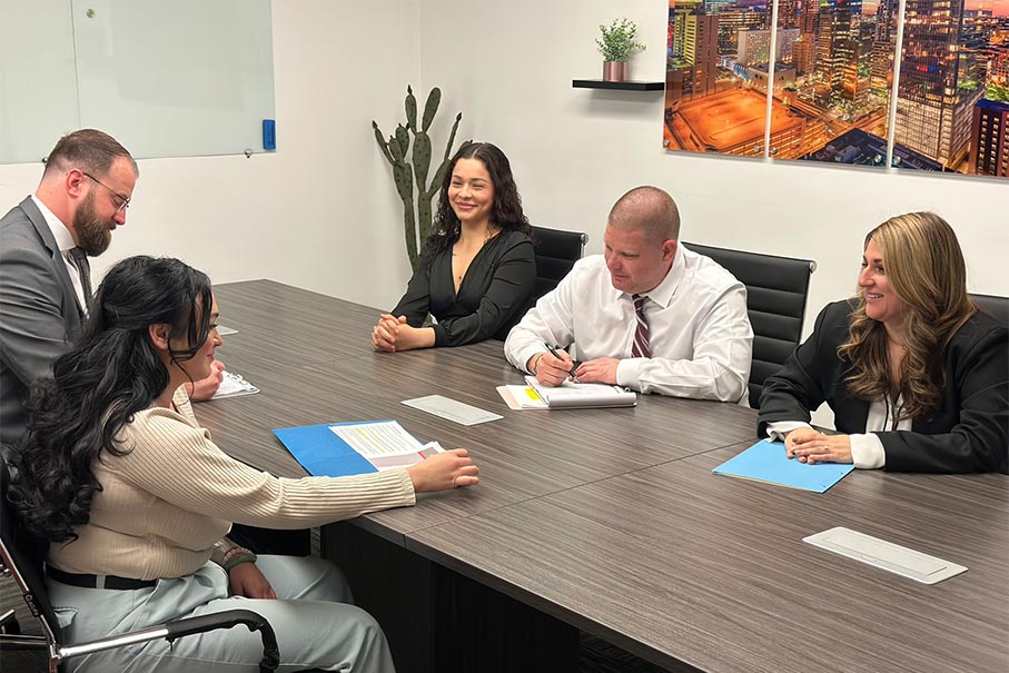 por-que-contratar-esquire-law-conference-room